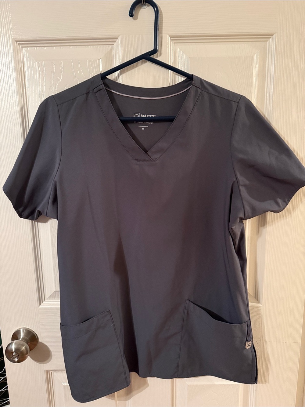 WonderWink grey Scrub set